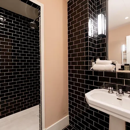 Ξενοδοχείο Maison Fredon Centre 4*