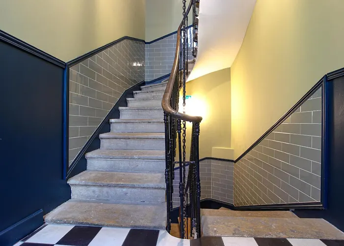 מלון Maison Fredon Centre 4*