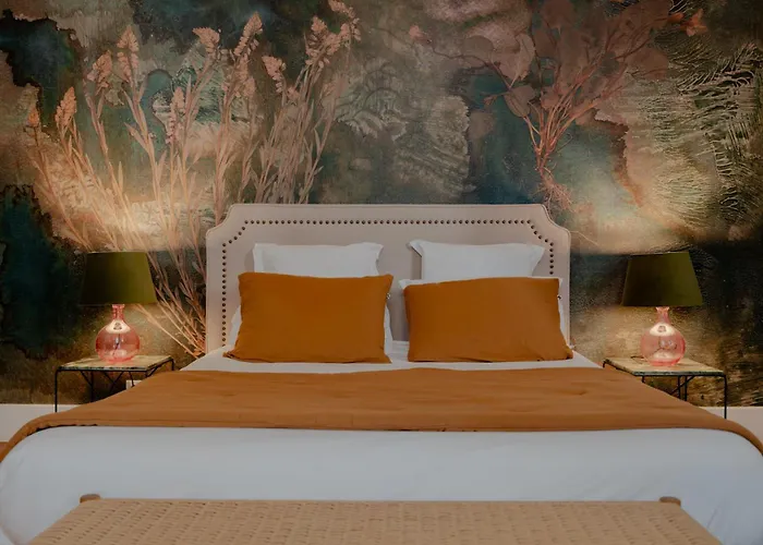 Maison Fredon Centre 4*